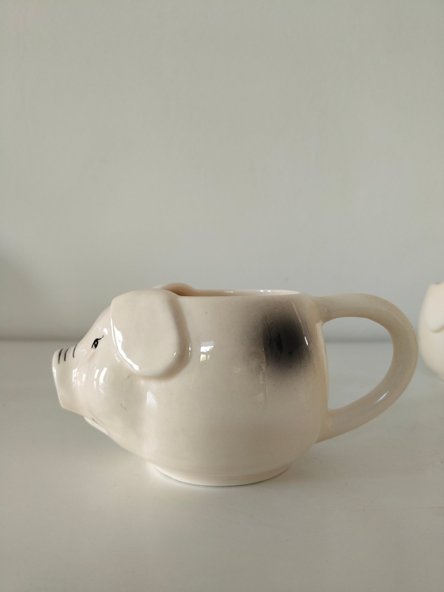 Duo de tasses cochon en porcelaine