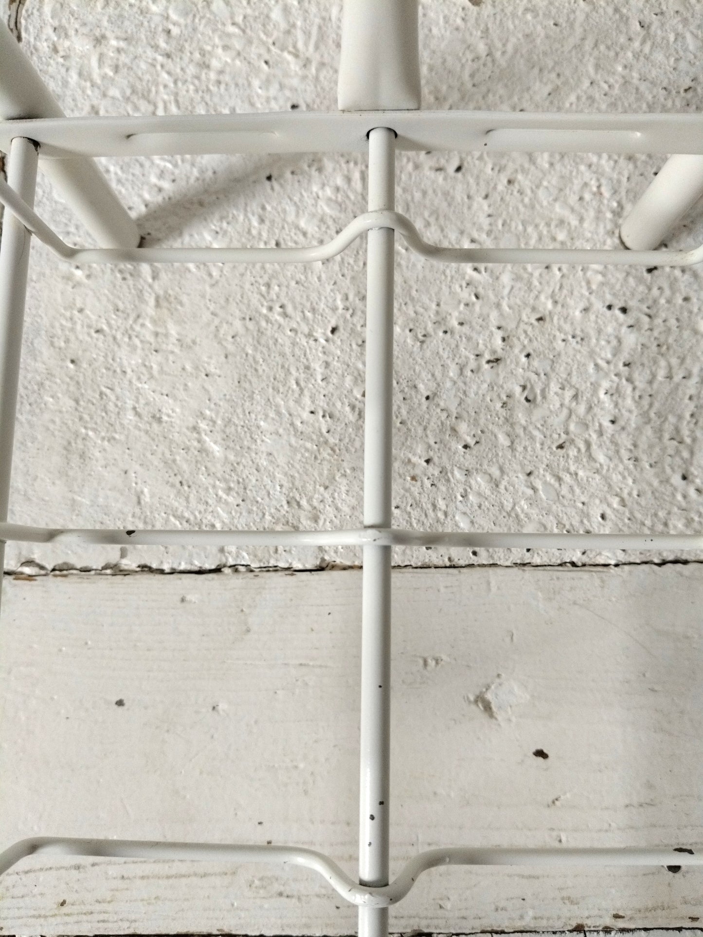 Porte-revues métallique blanc