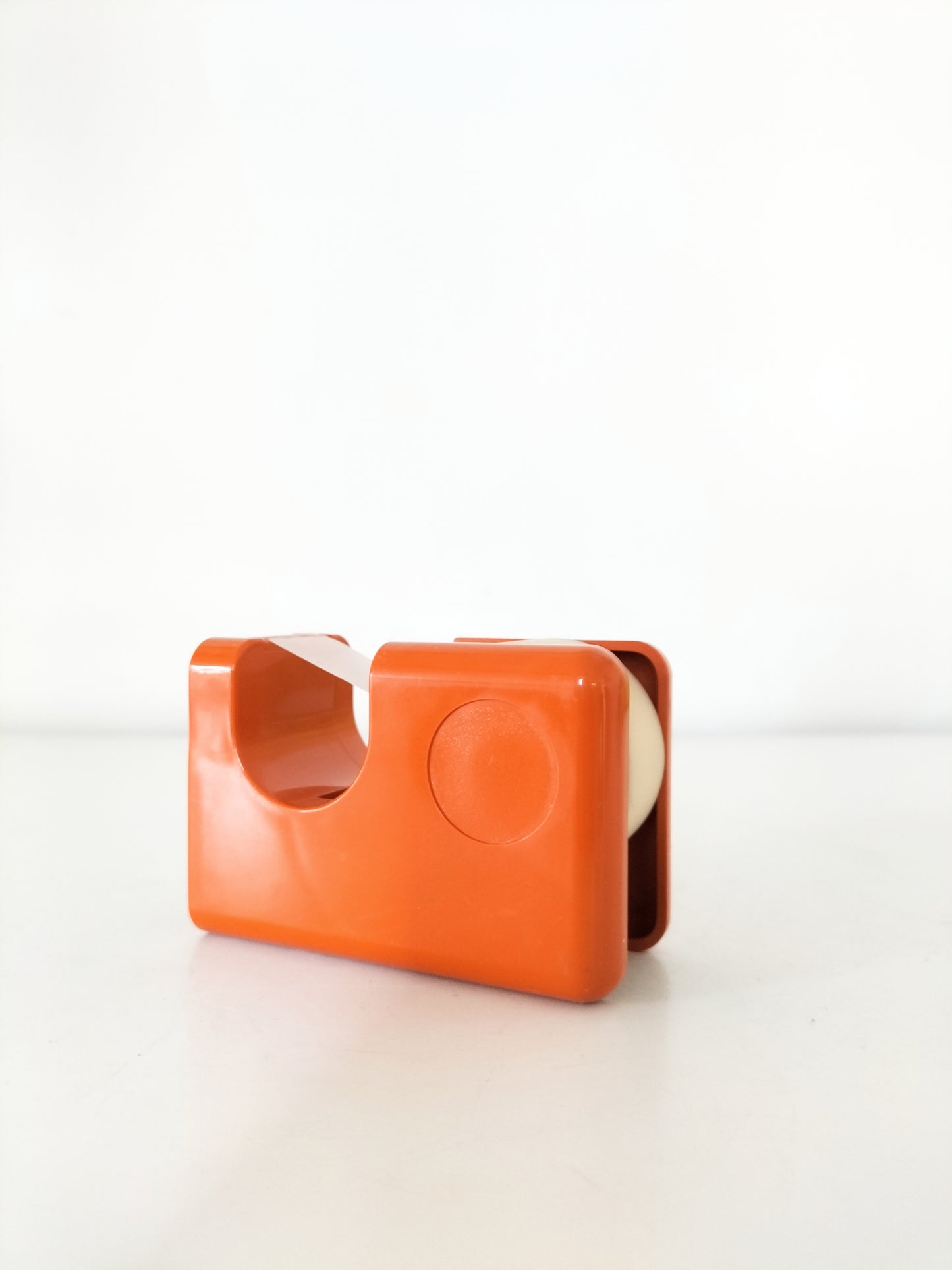 Dérouleur de papier collant en plastique orange