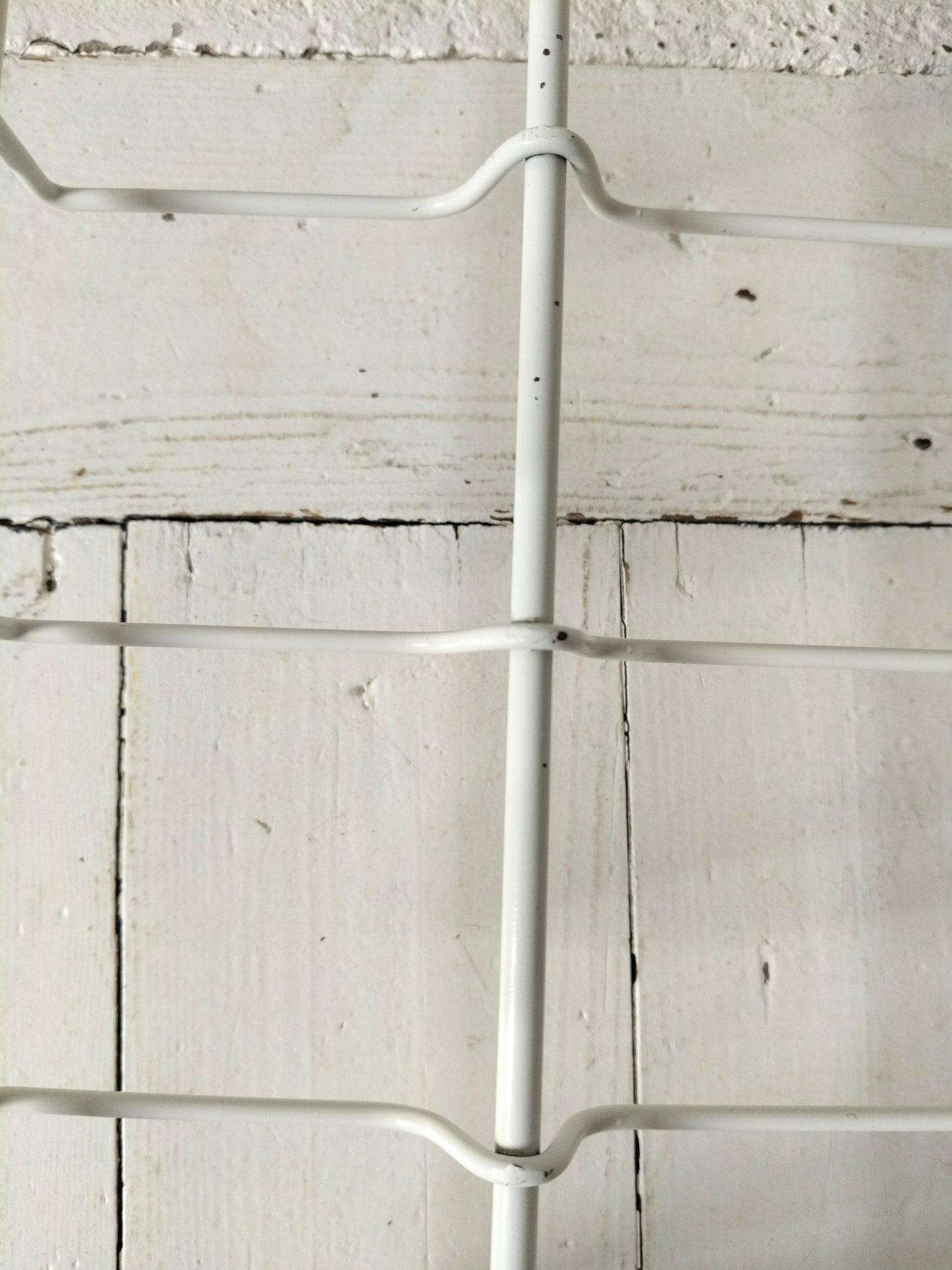 Porte-revues métallique blanc