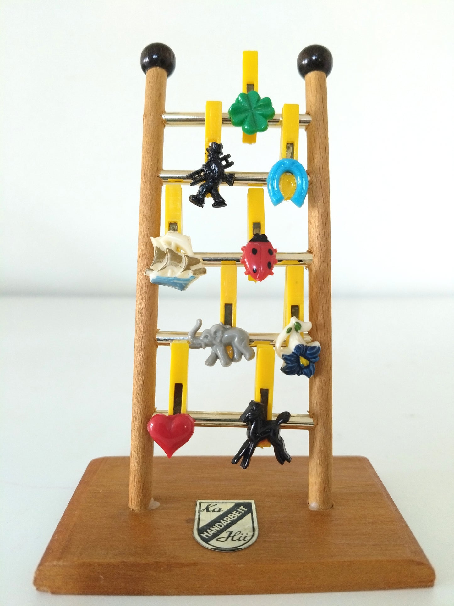 Ensemble de 9 anciennes mini pinces en plastique Ka Hü