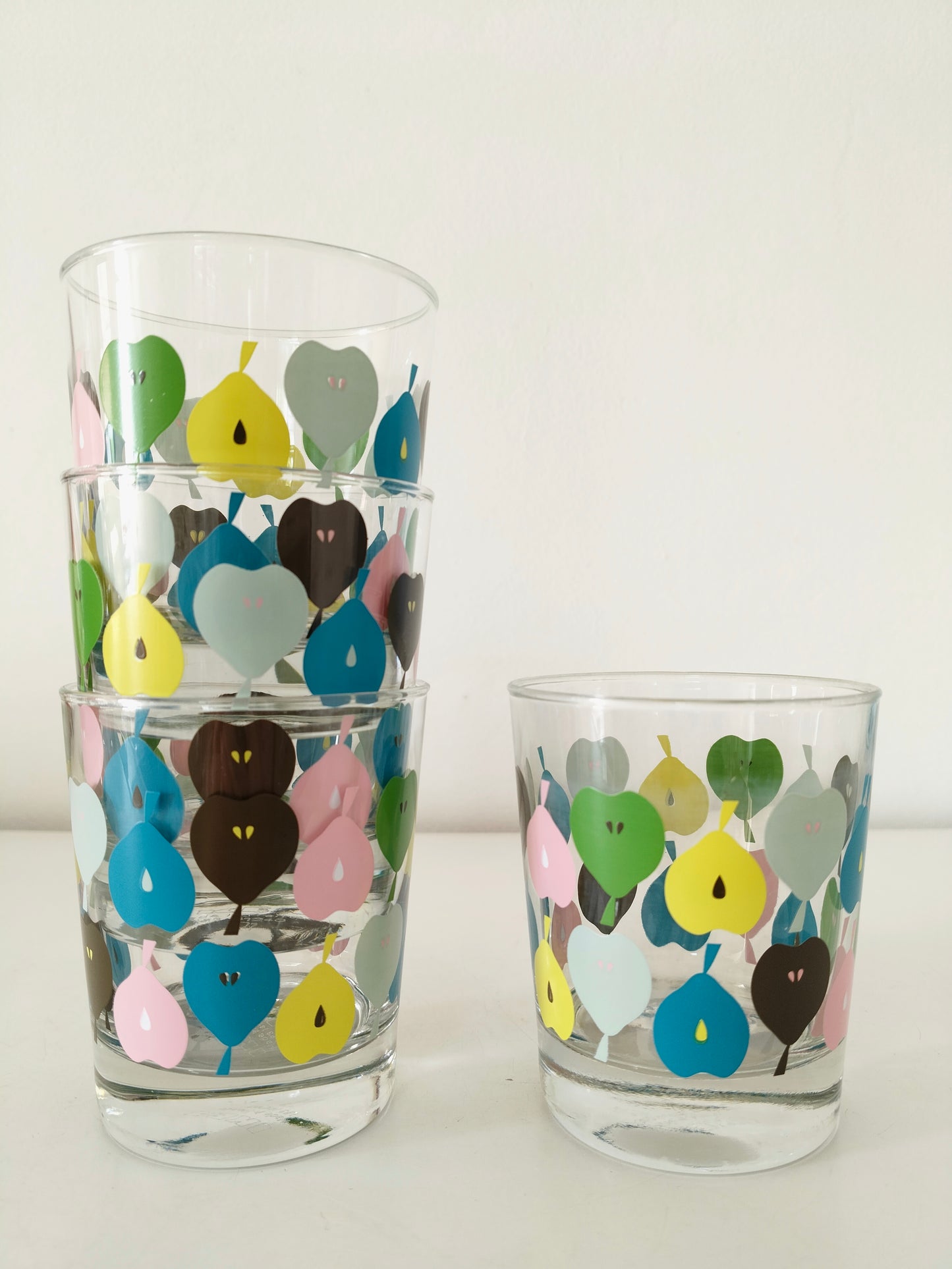 Duo de verres Ikea décor poires