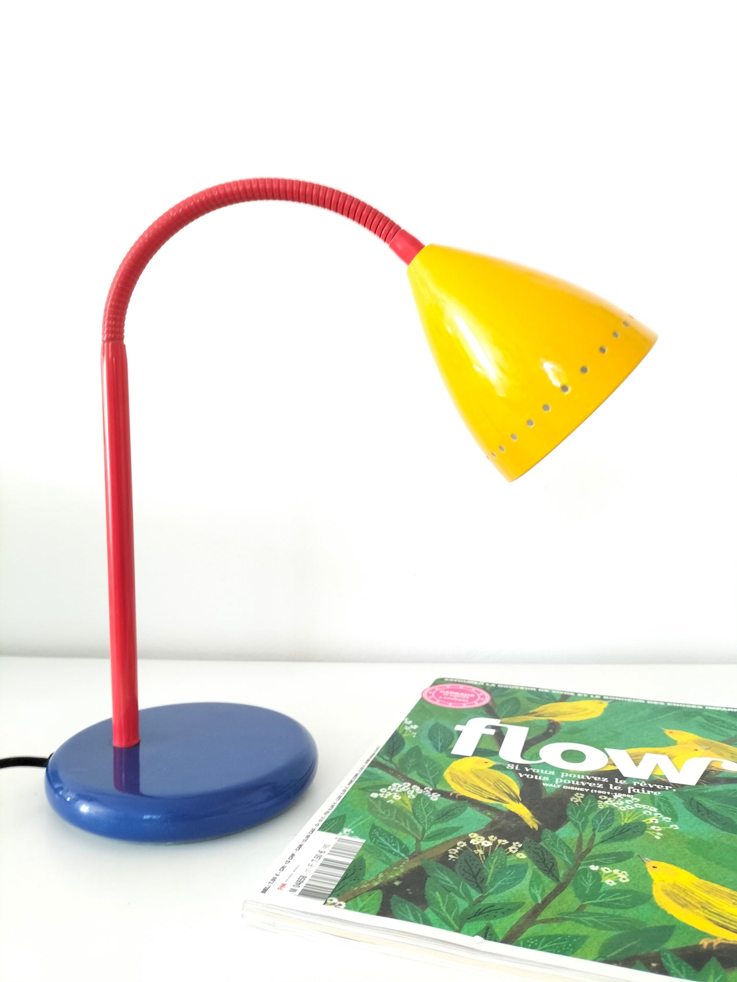 Lampe de table métallique 80's esprit Memphis Style