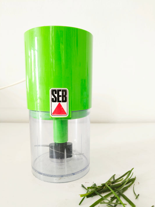 Mini hachoir électrique Seb (priorité à Cécile)