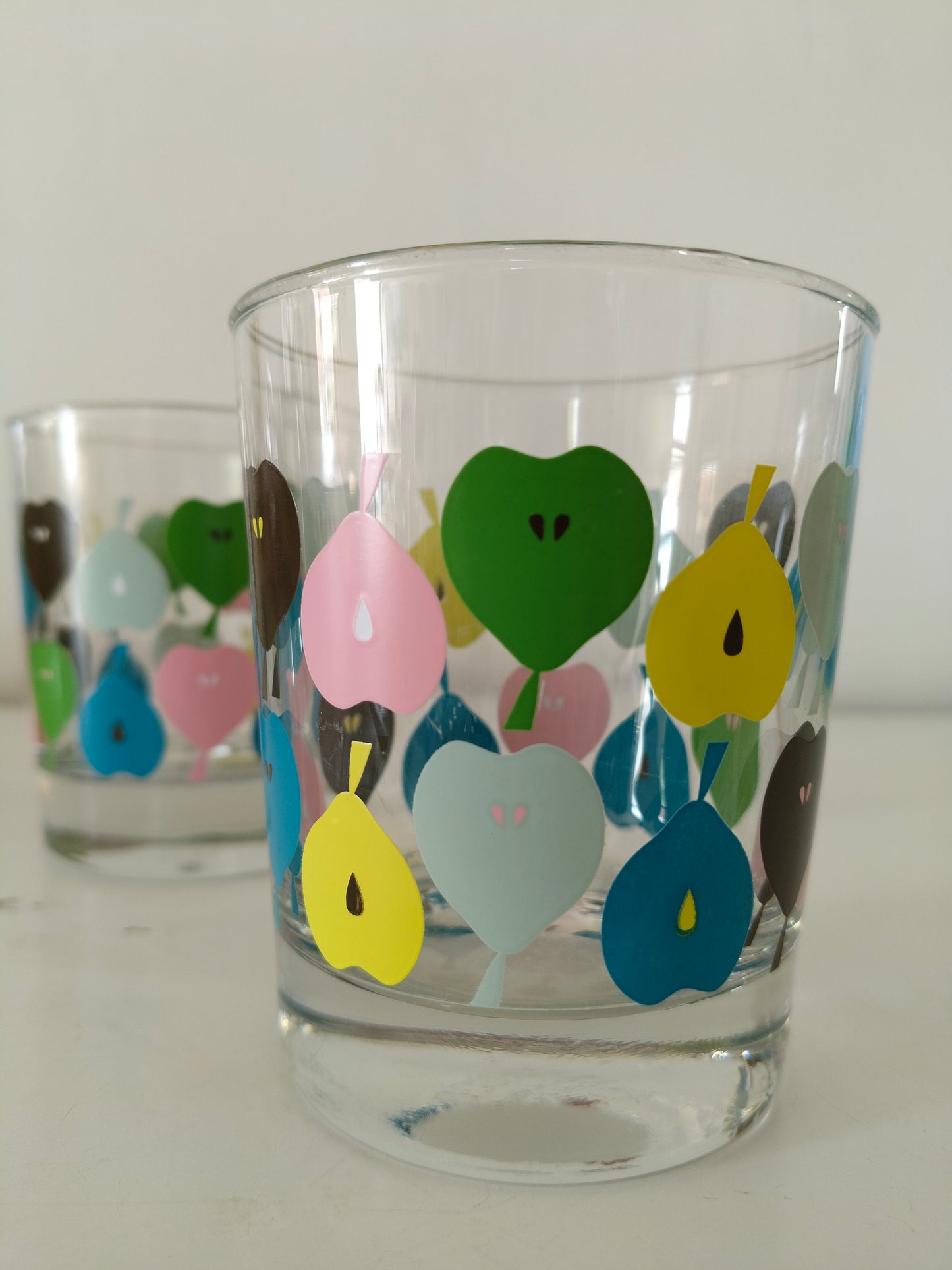 Duo de verres Ikea décor poires