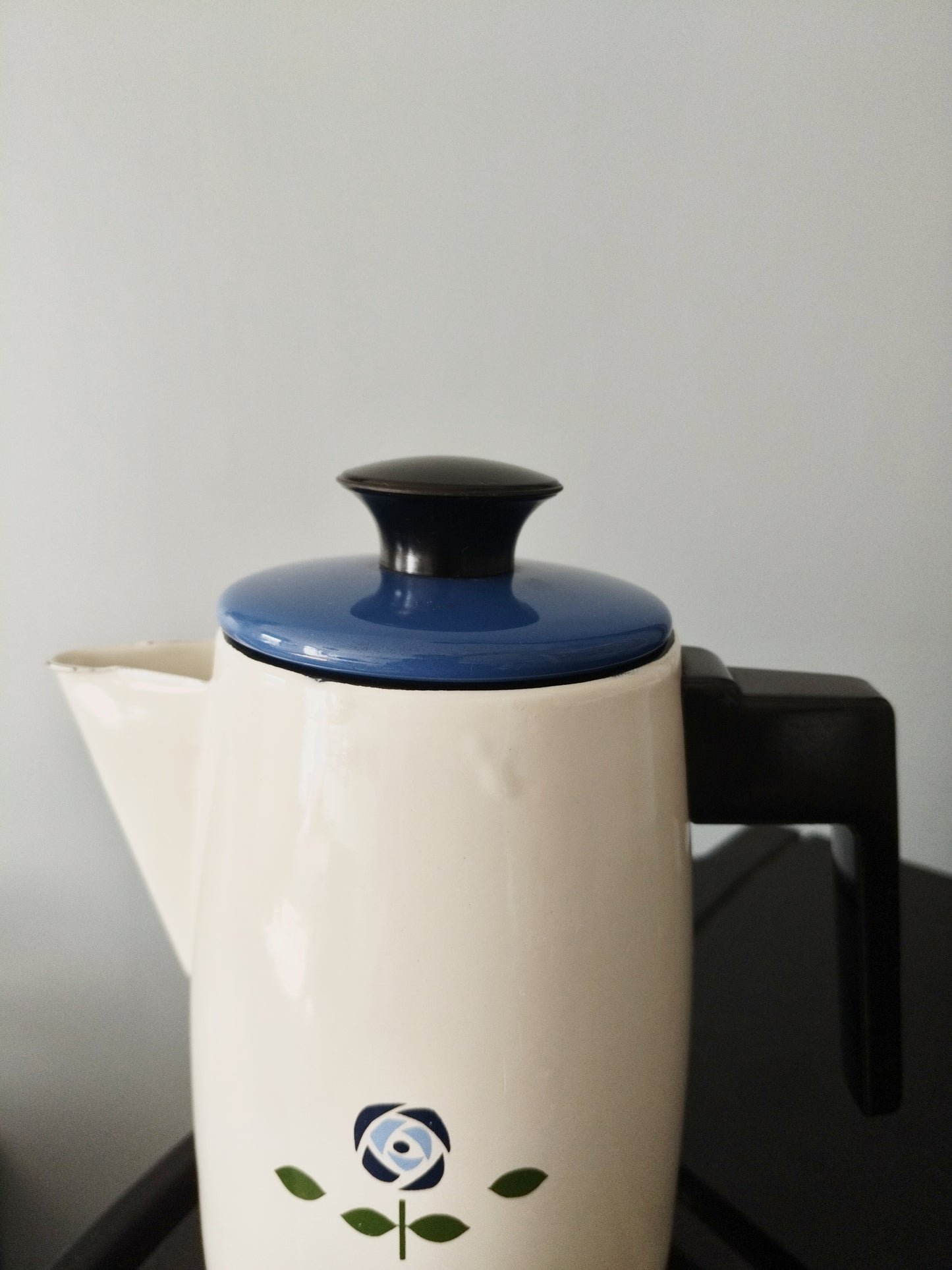 Cafetière émaillée