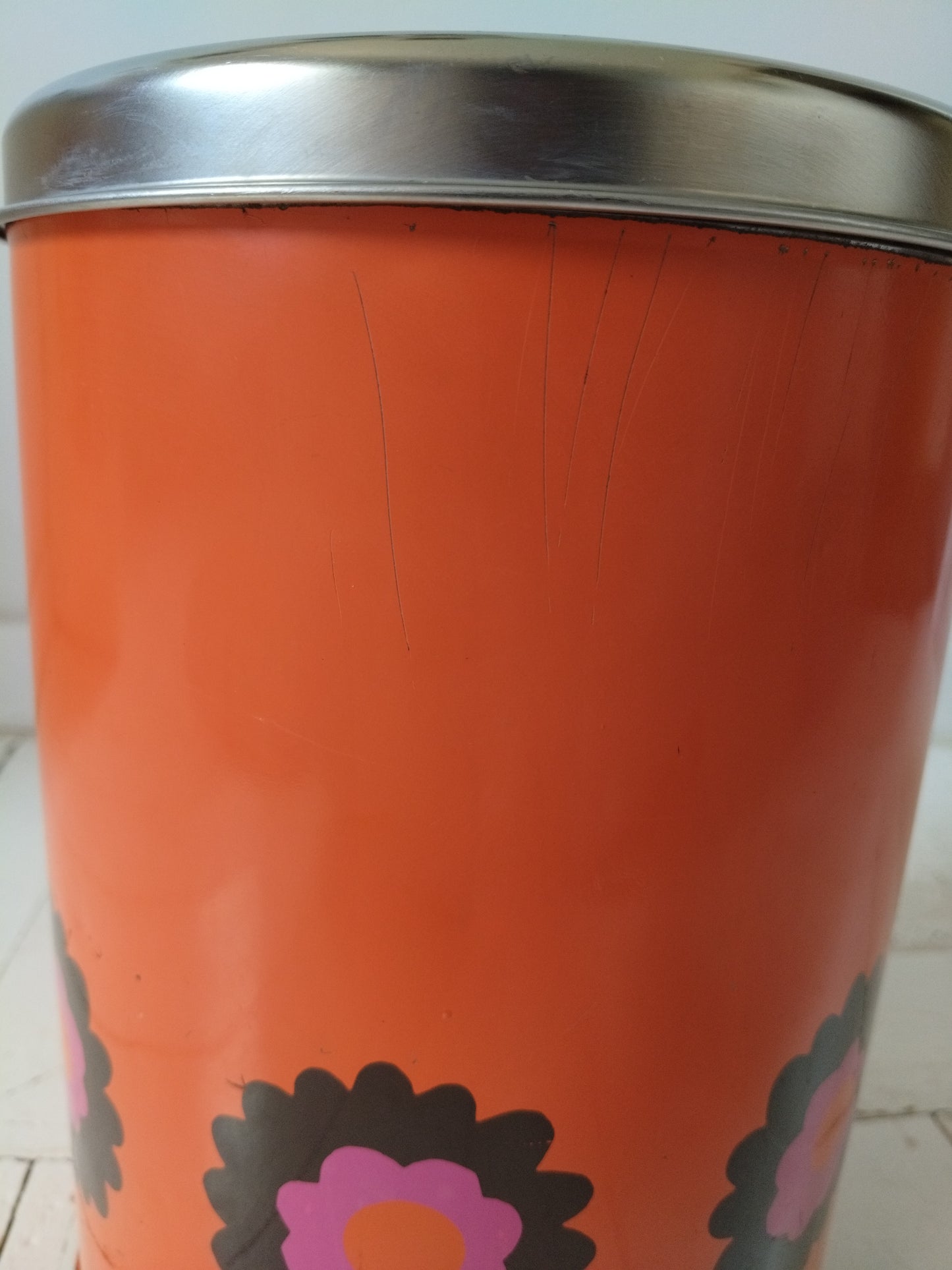 Très grosse boîte Brabantia décor Patrice
