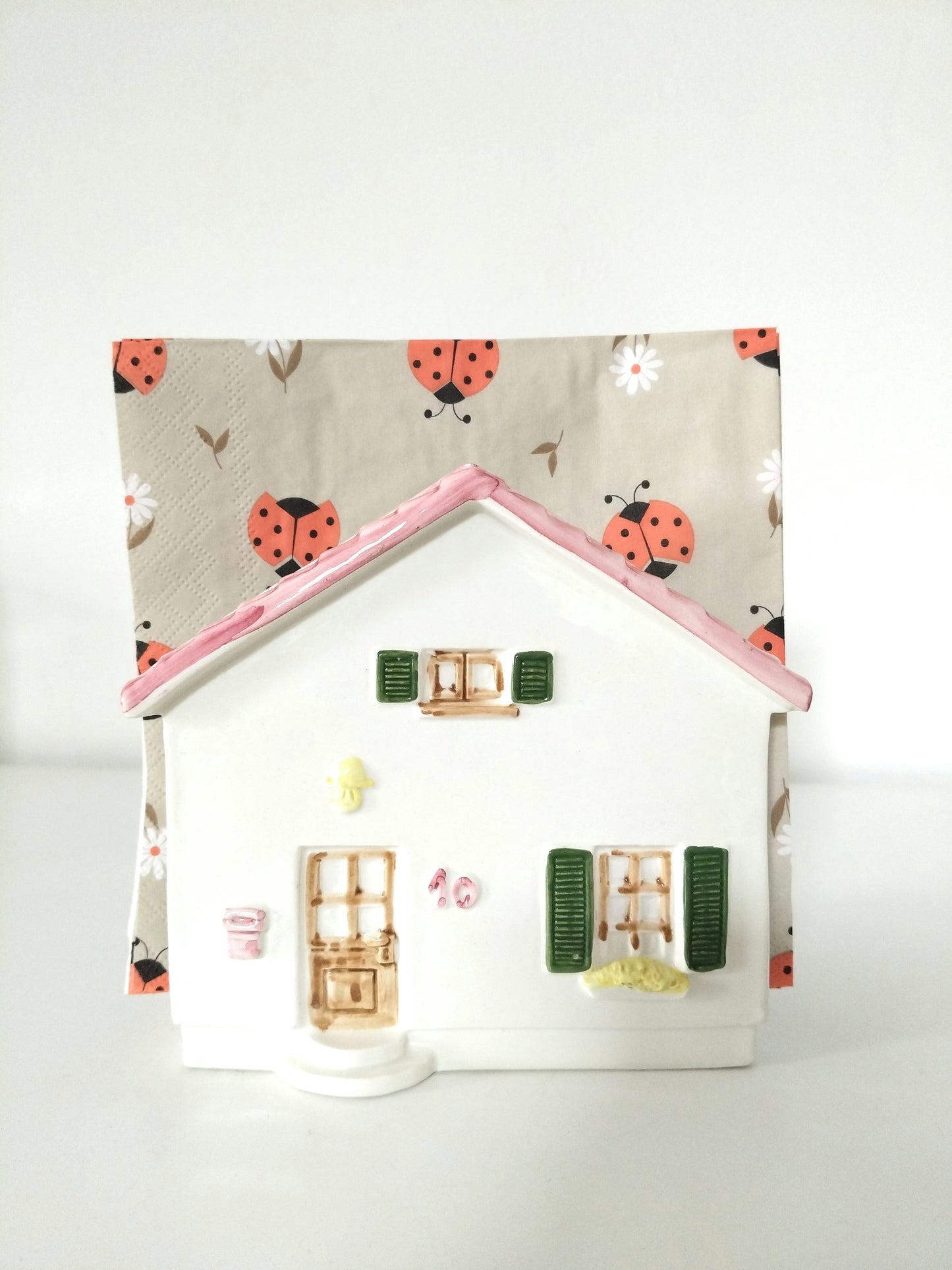 Porte-serviettes/ porte-courrier maison en céramique