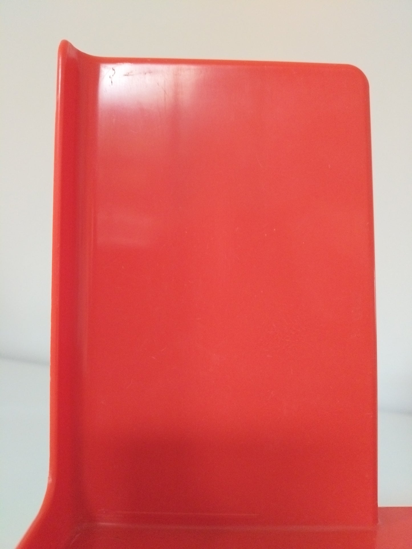 Petit rangement mural en plastique orange Daisif
