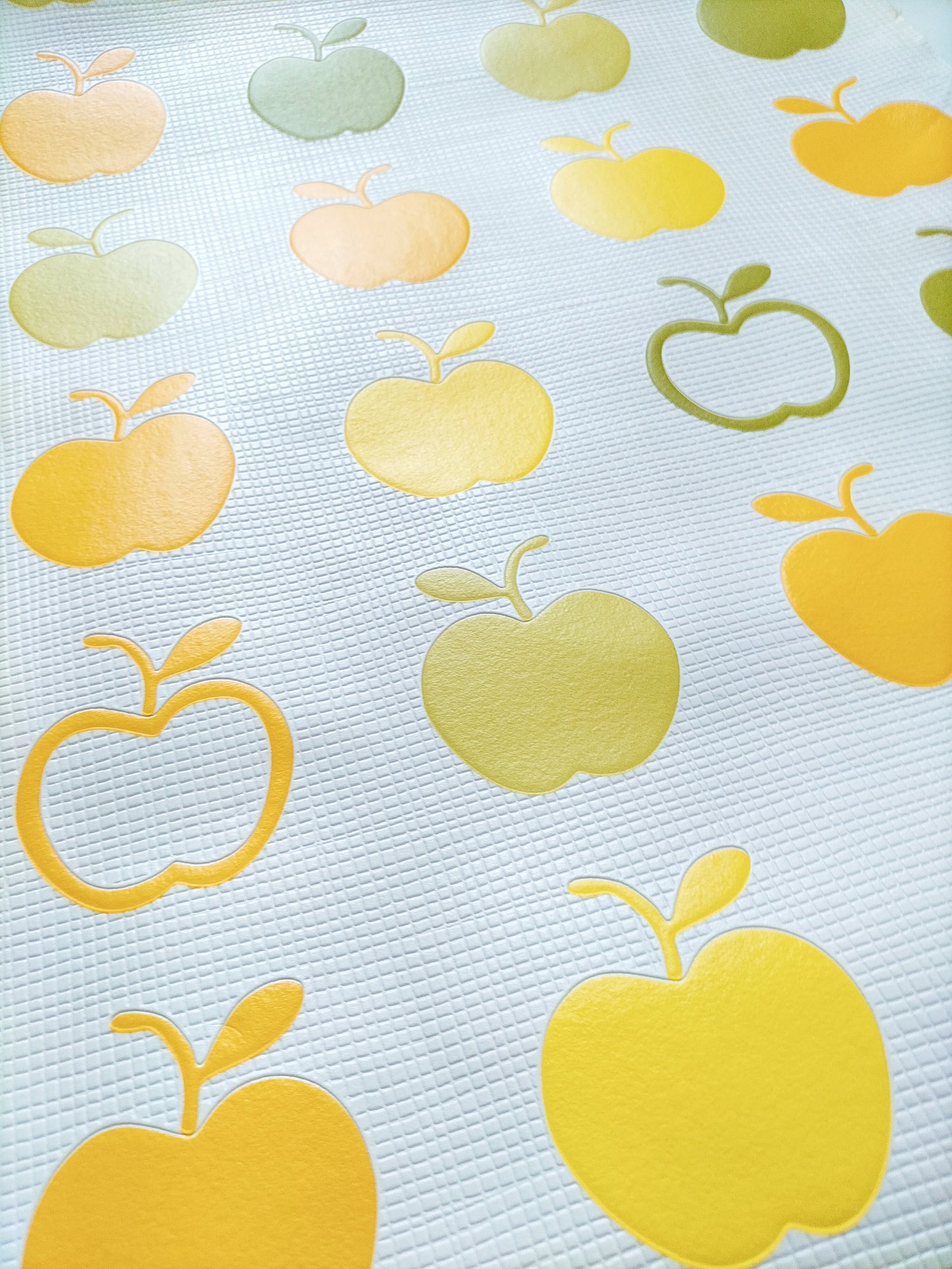 Rouleau de papier peint décor pommes 🍏 (à l'unité)