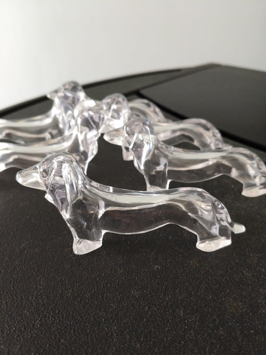 Set de 6 repose/ pose-couteaux chien teckel en plexi transparent (2 sets disponibles)
