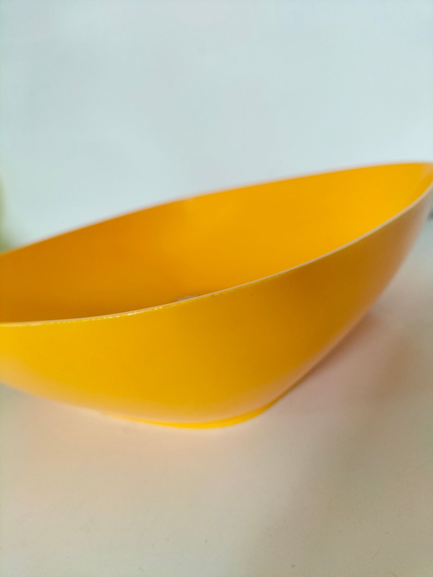 Saladier en plastique décor fleurs