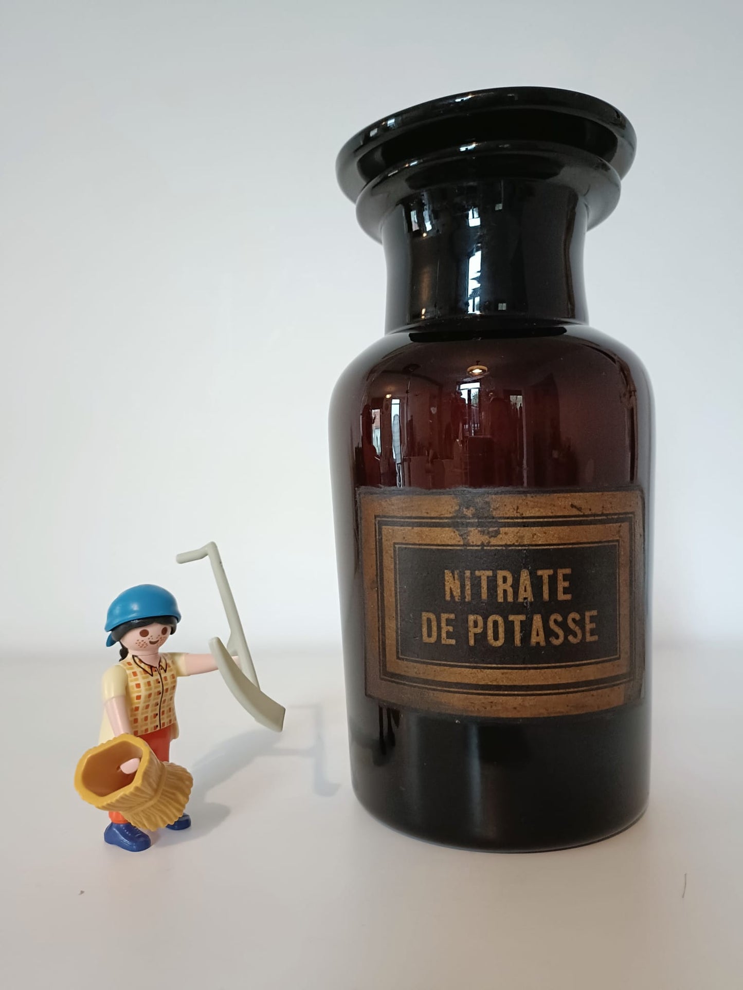Grand pot d'apothicaire