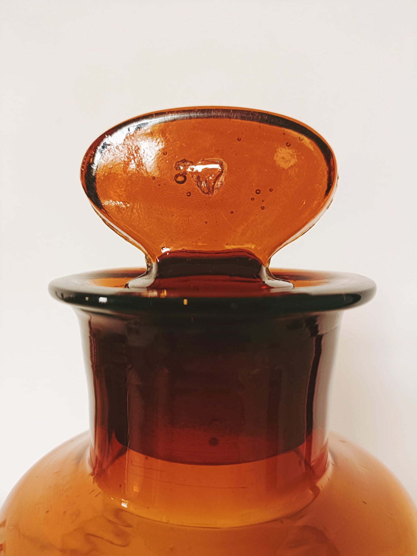 Grand pot d'apothicaire "magnesia"