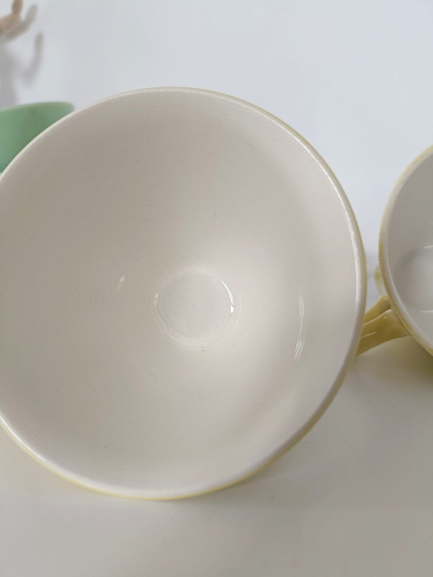 4 tasses + 4 sous-tasses Boch Pastel