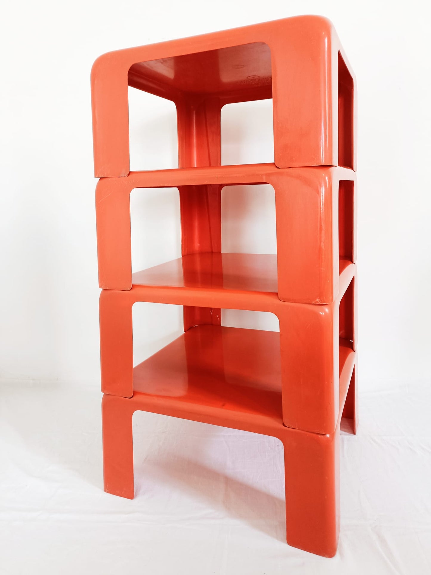 Tables Quattro Gatti de Mario Bellini pour C&B
