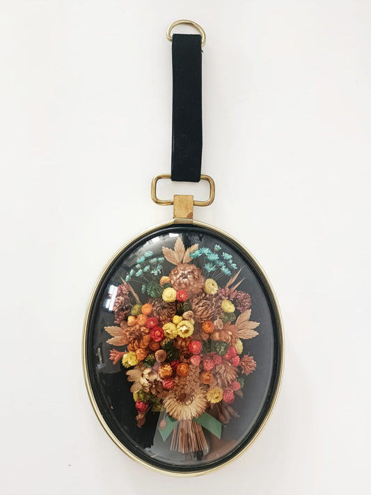 Cadre bombé fleurs séchées
