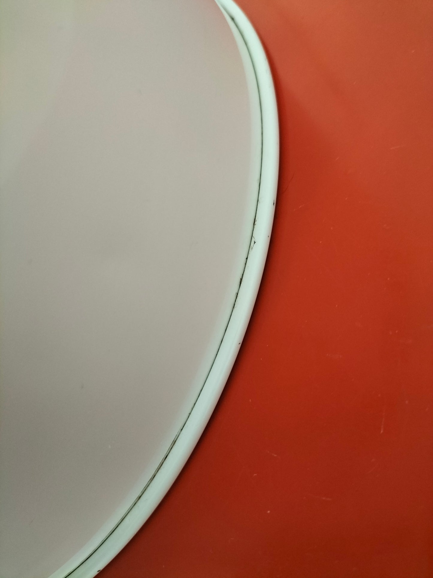 Grande boîte métallique vintage