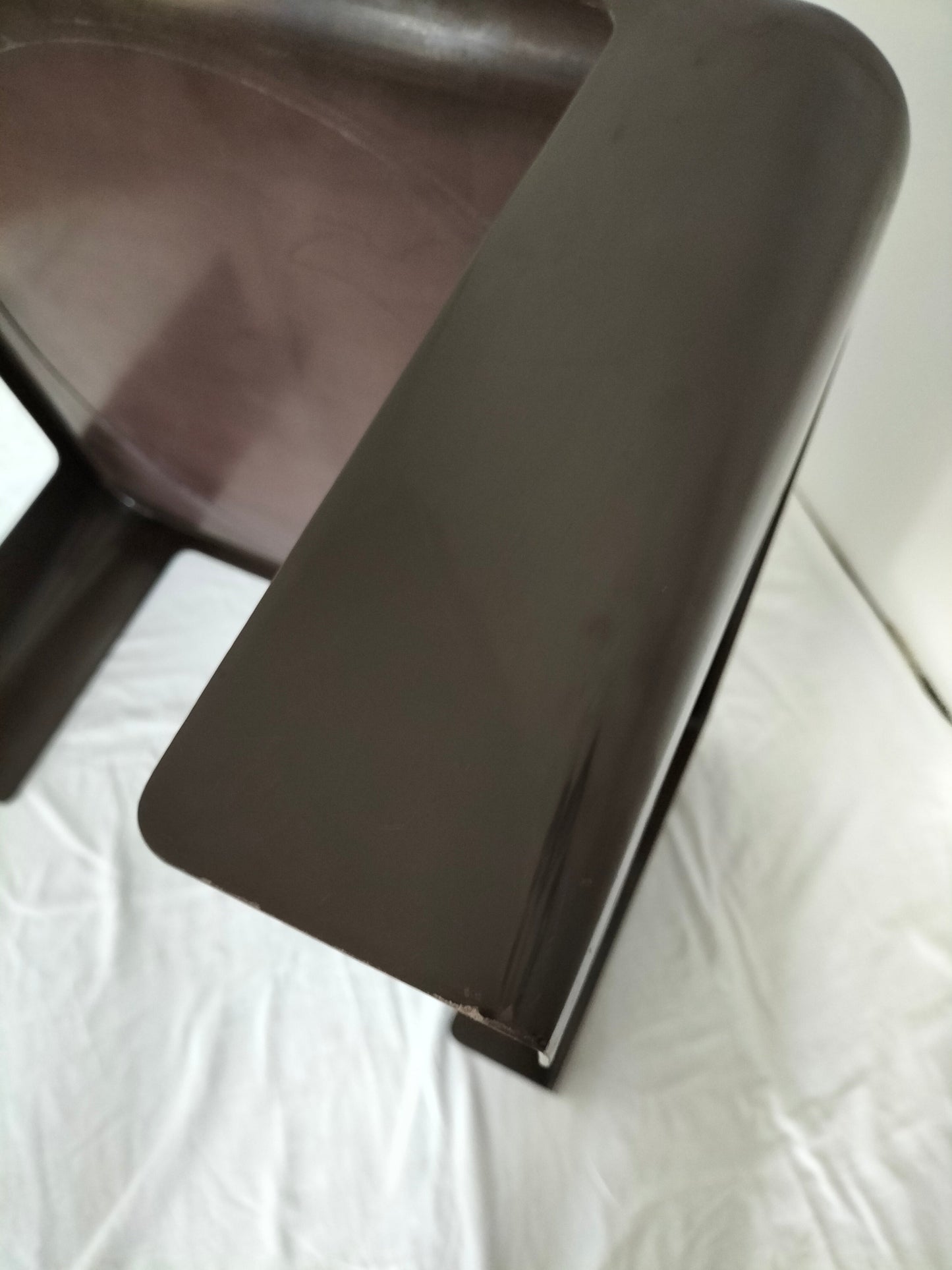 Table basse B&B Amanta par Mario Bellini