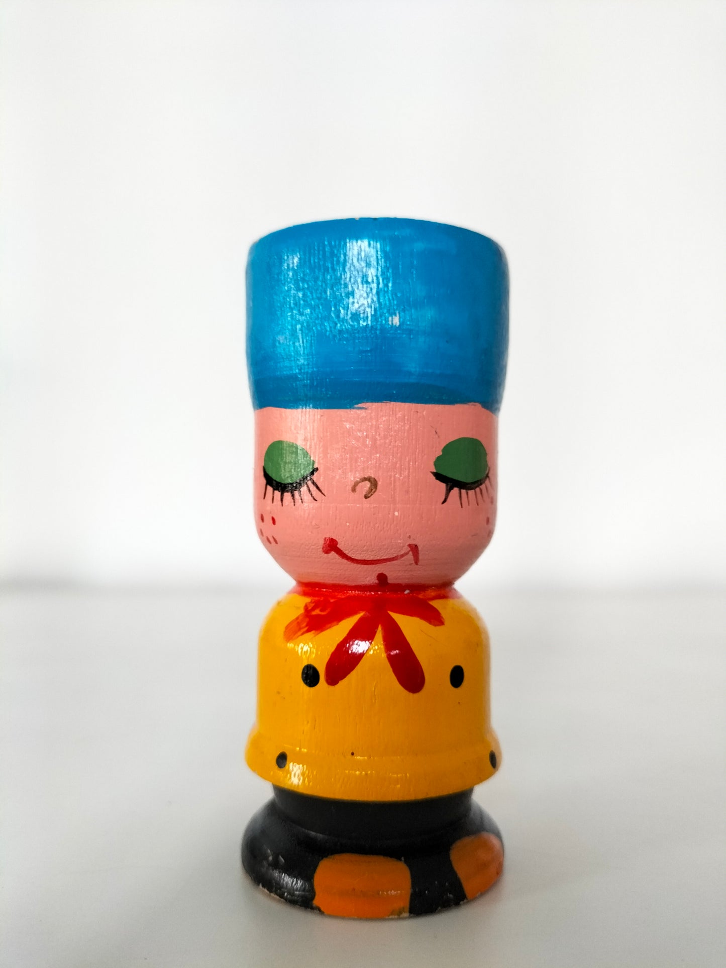 Coquetier en bois