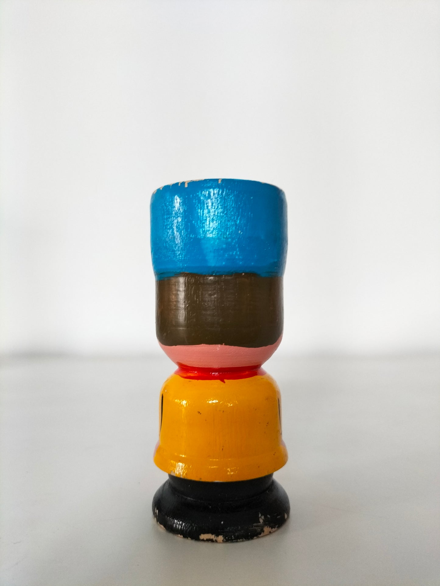 Coquetier en bois