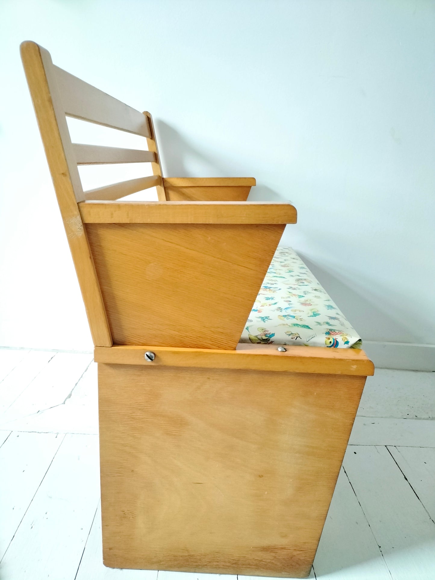Banc coffre en bois enfant