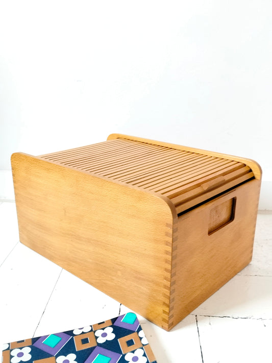 Ancienne boîte à fiches en bois