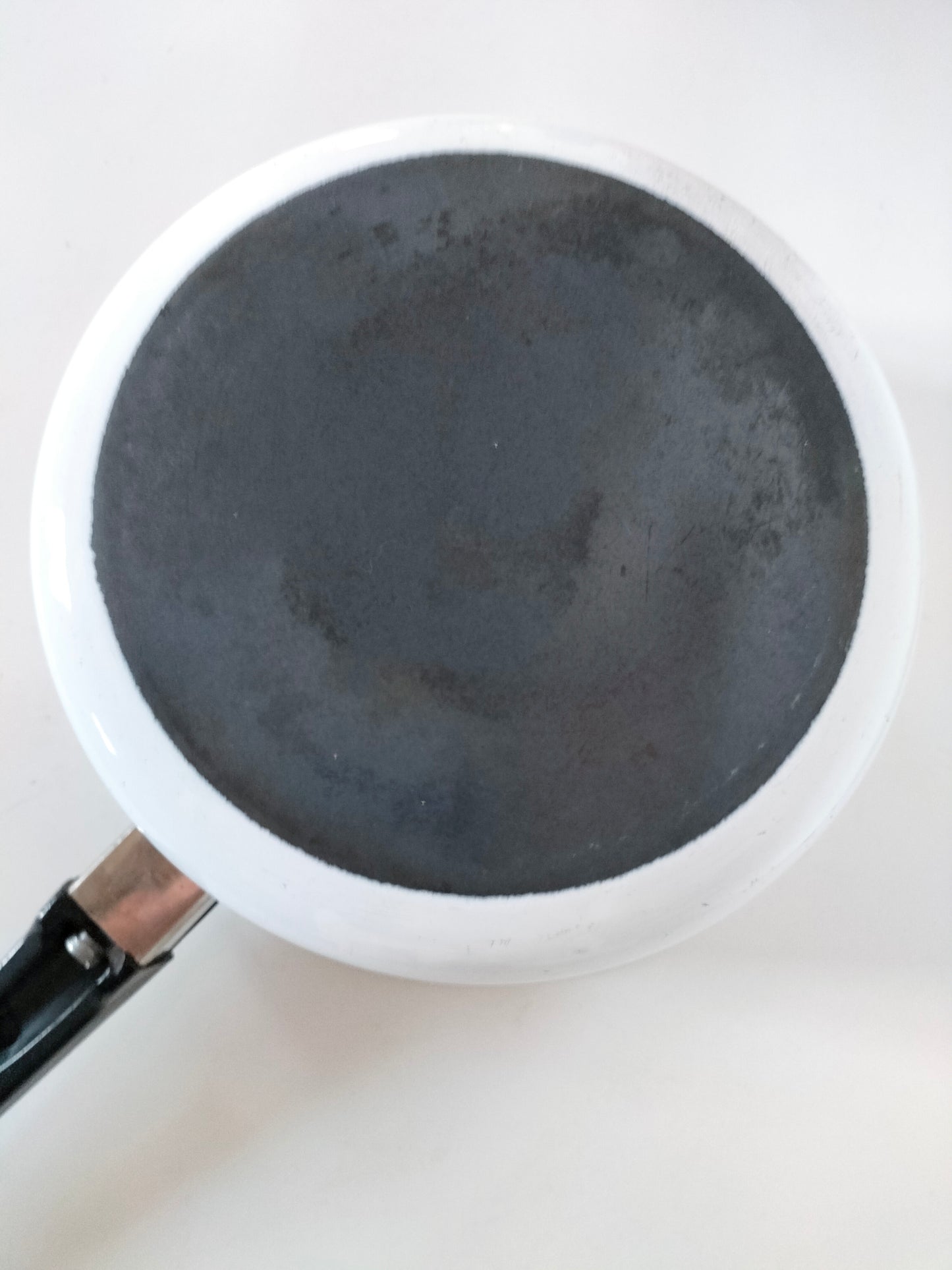 Casserole émaillée vintage