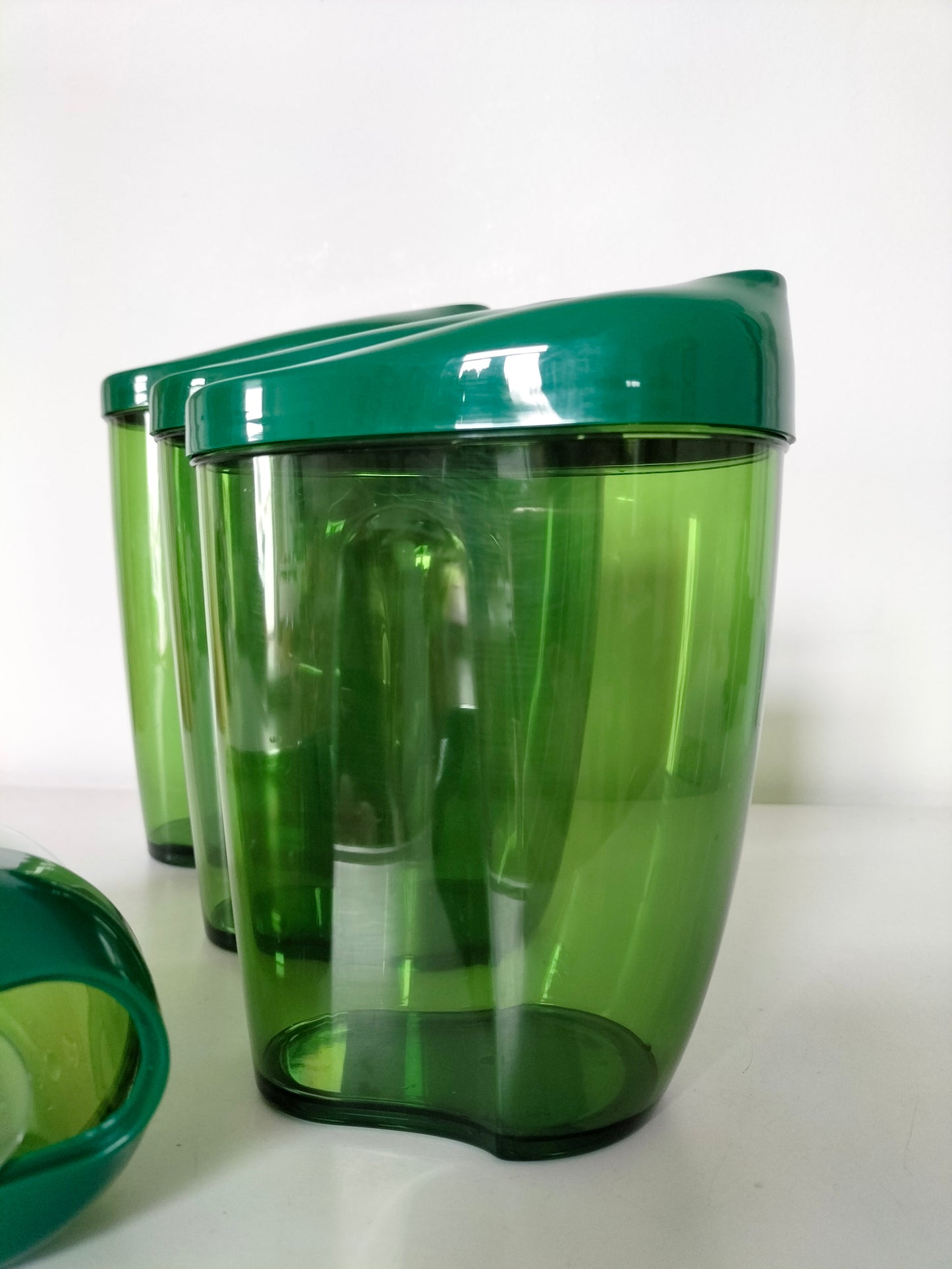 Set de 4 pots de conservation en plastique