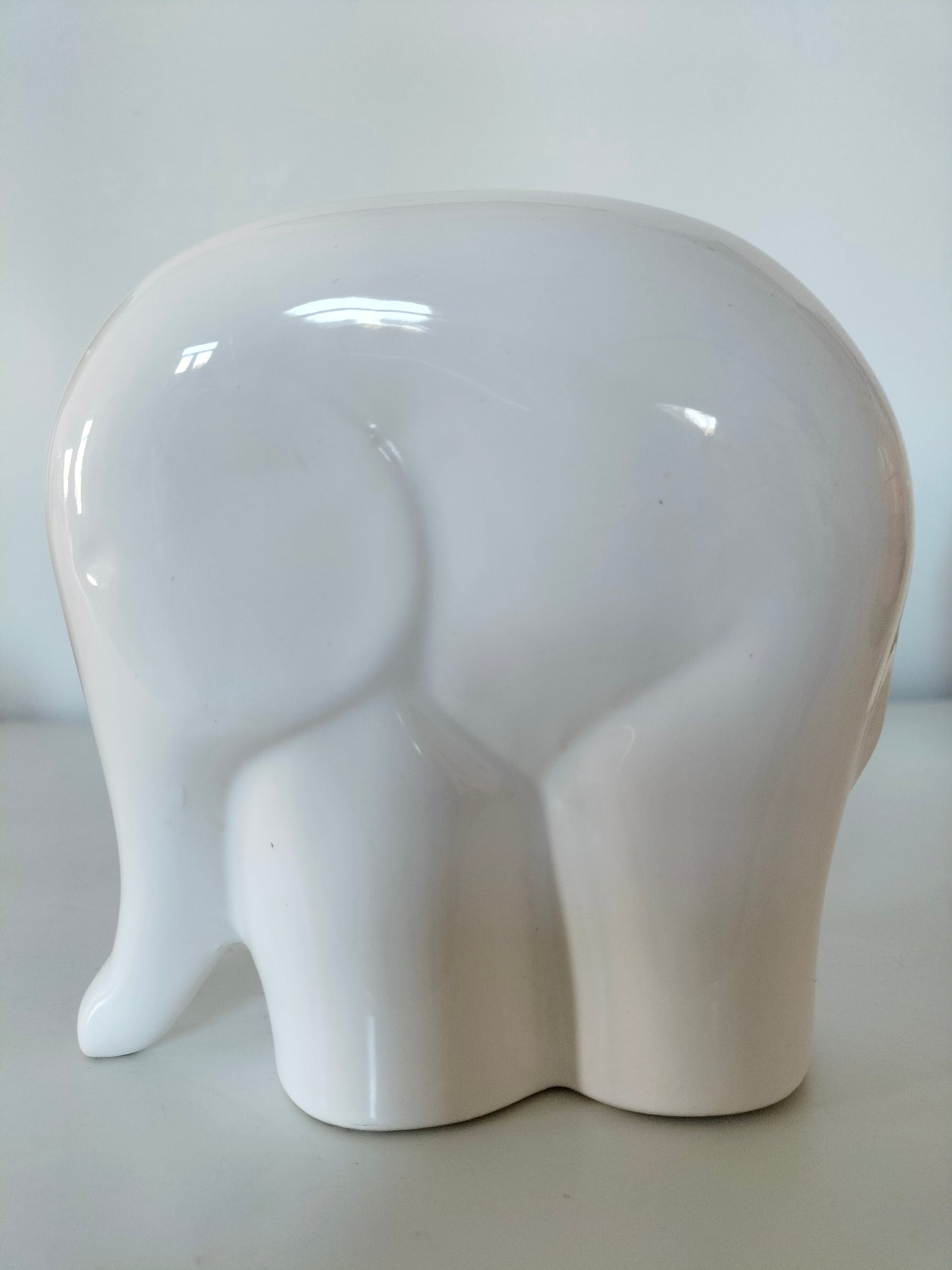Ensemble de 4 éléphants en céramique émaillée
