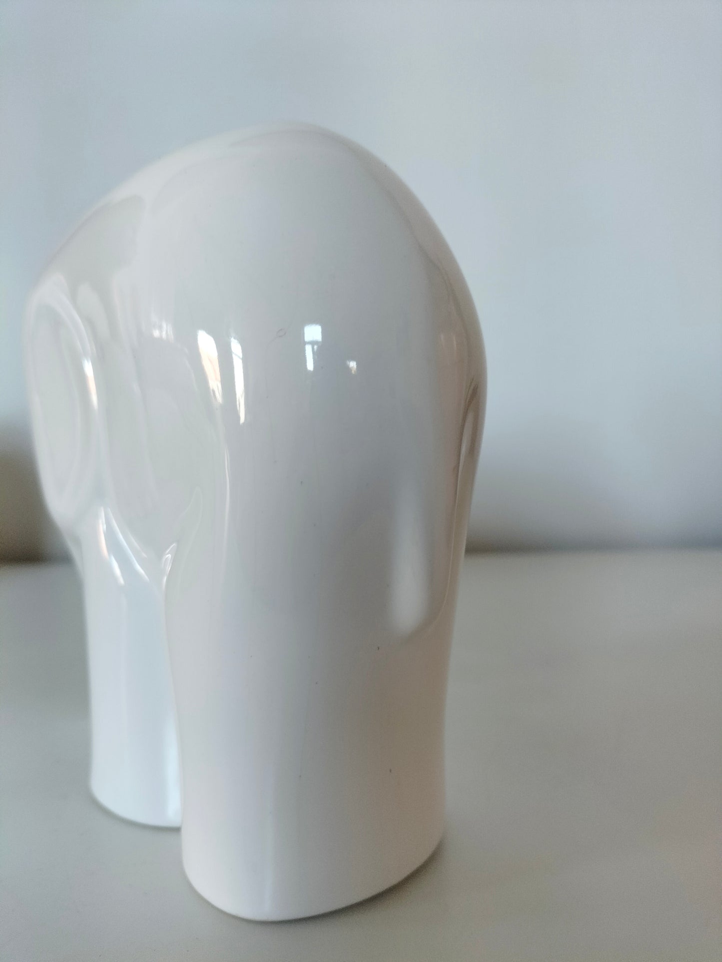 Ensemble de 4 éléphants en céramique émaillée