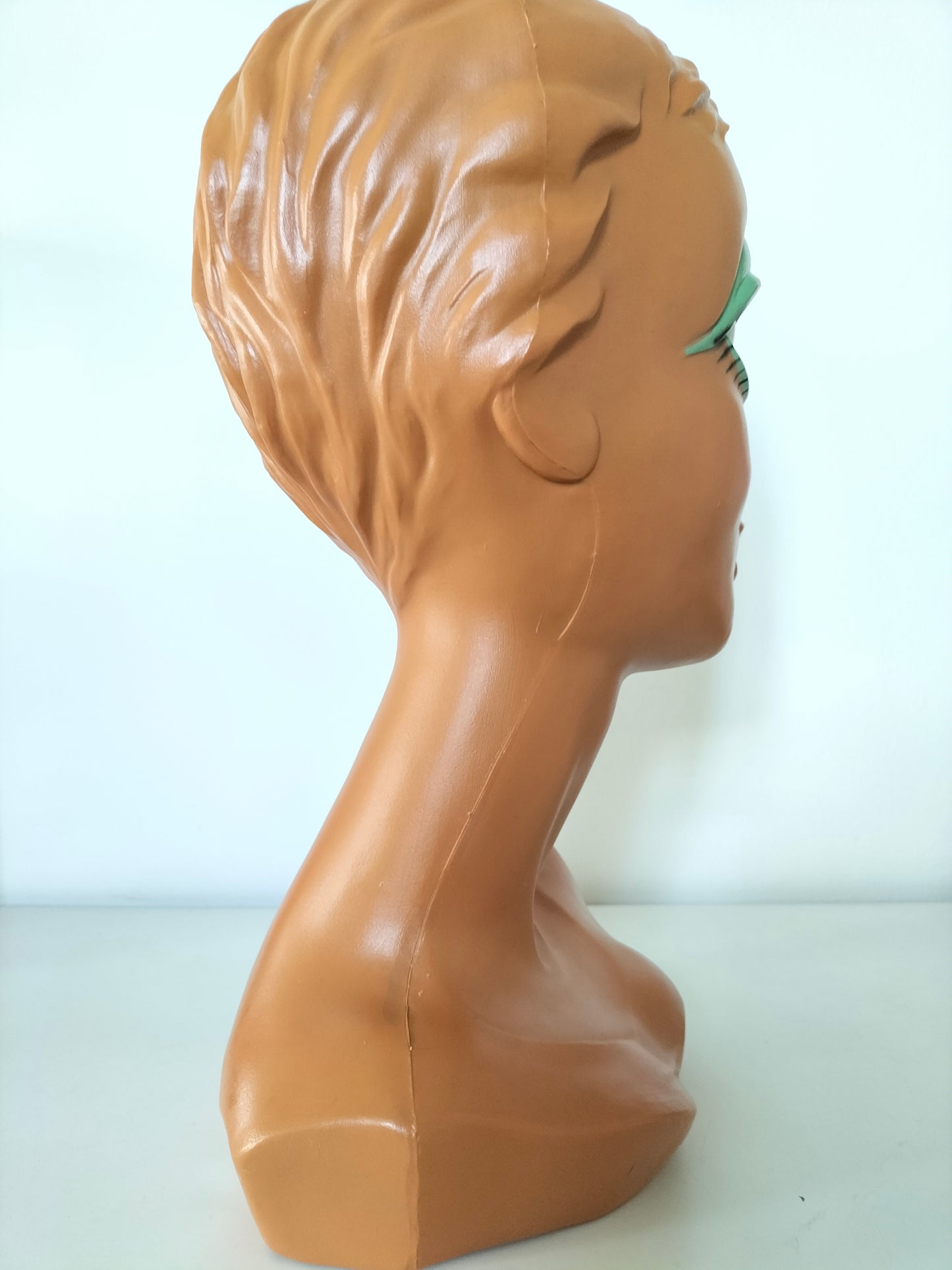 Tête à chapeau Twiggy Lesley Hornby