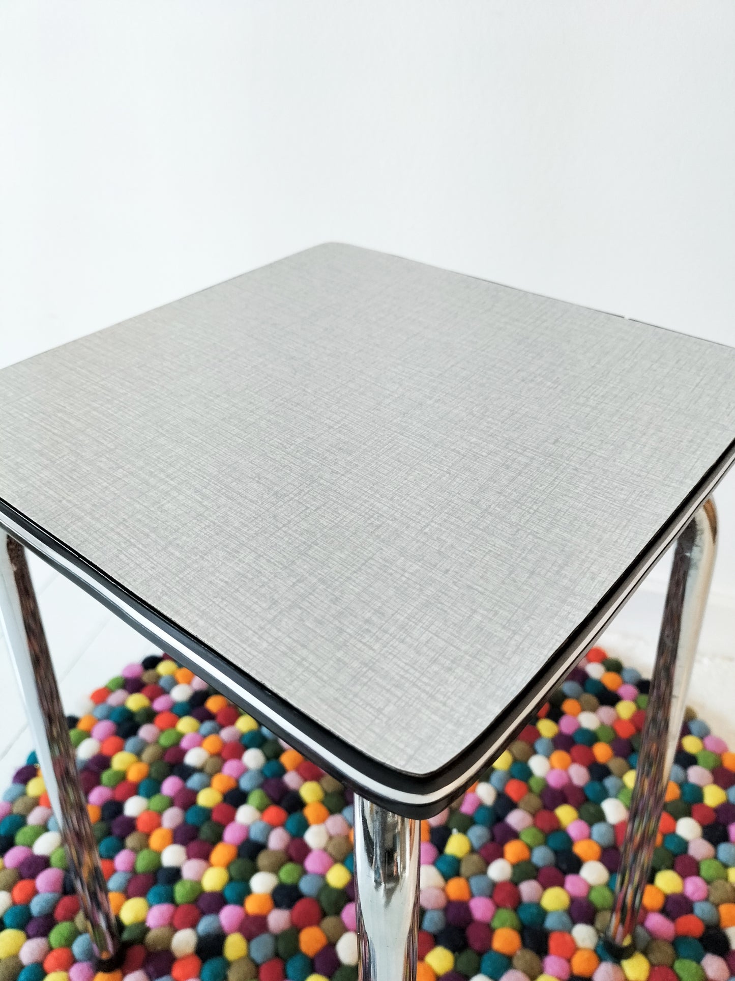 Tabouret en formica