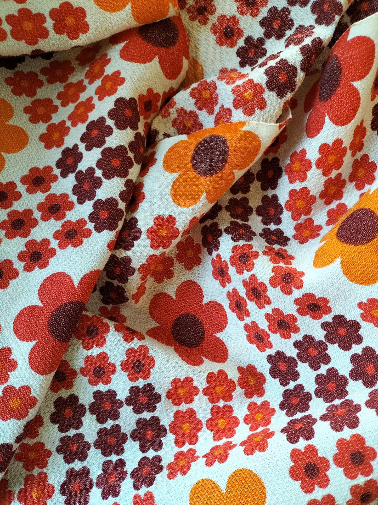 Tissu fleuri vintage