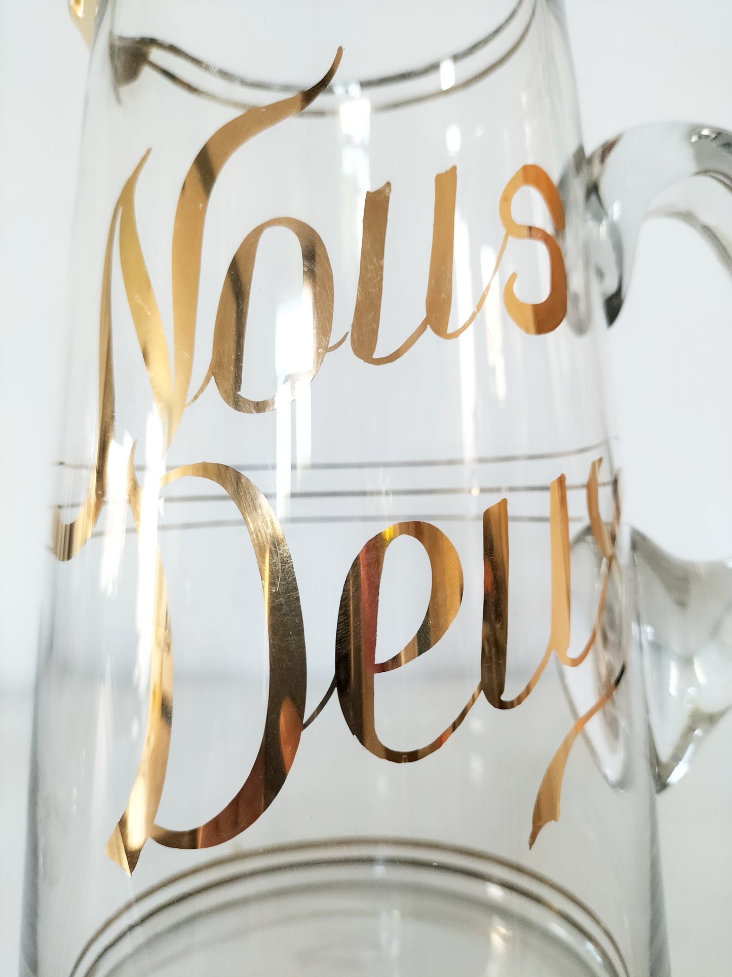 Ensemble carafe et deux verres