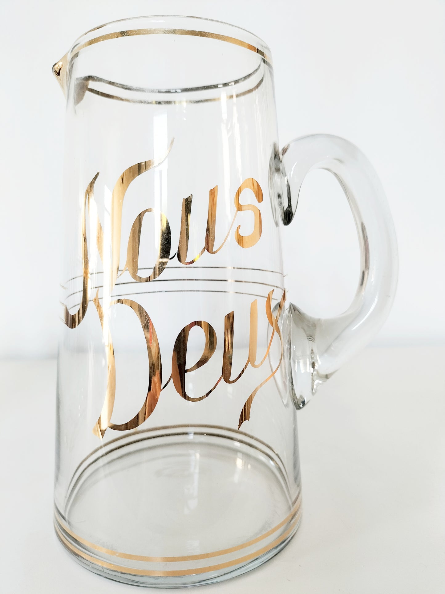 Ensemble carafe et deux verres