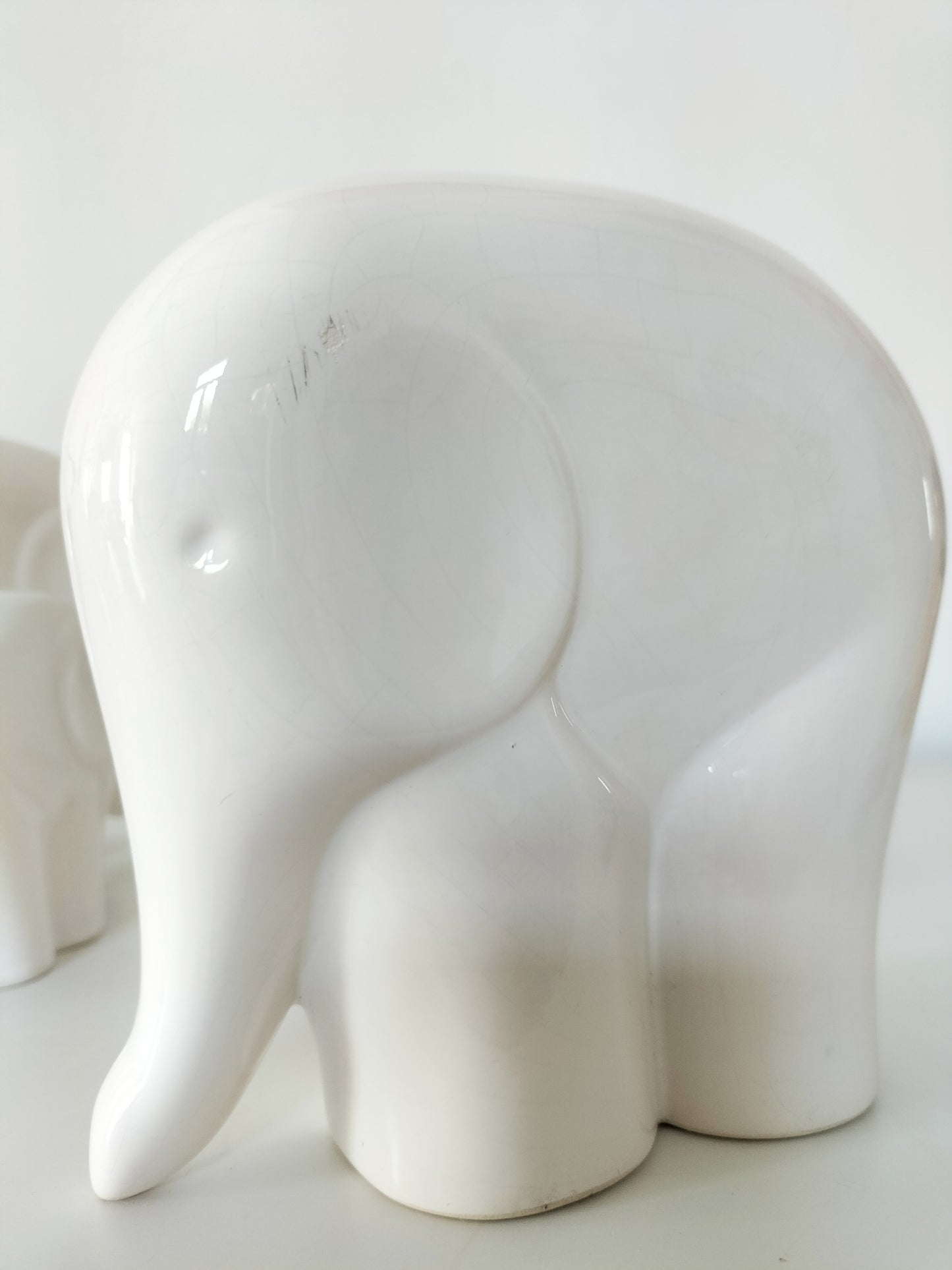 Ensemble de quatre éléphants