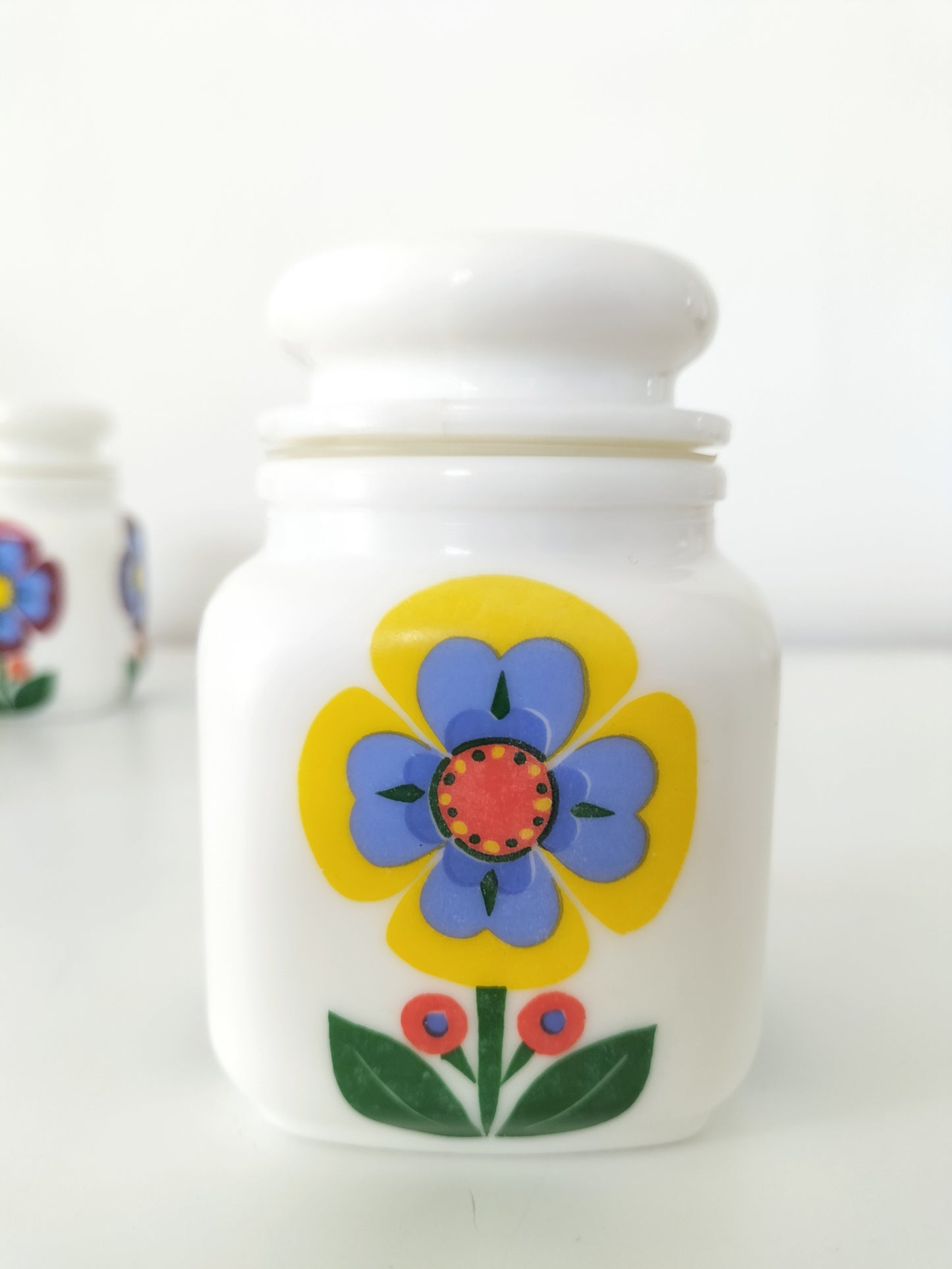 Trio pots en opaline