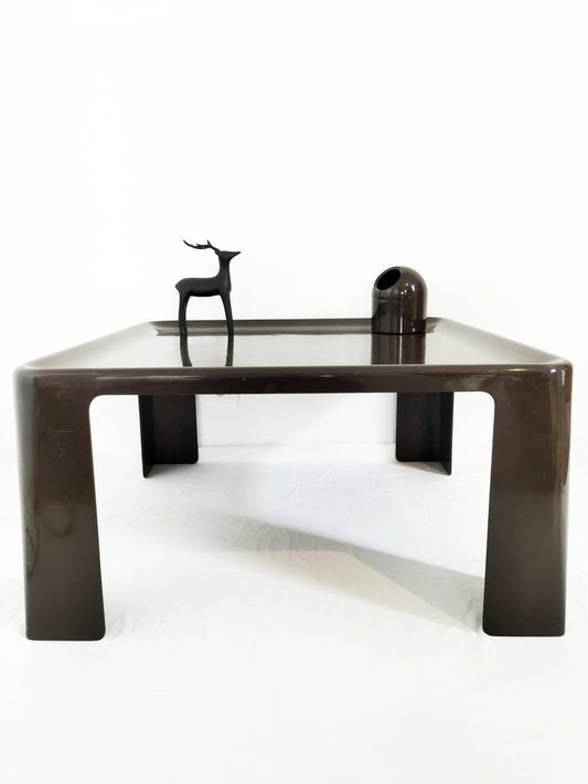 Table basse B&B Amanta par Mario Bellini