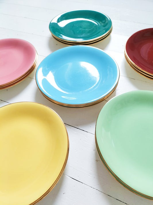 Assiette plate Boch Napoli Saturne