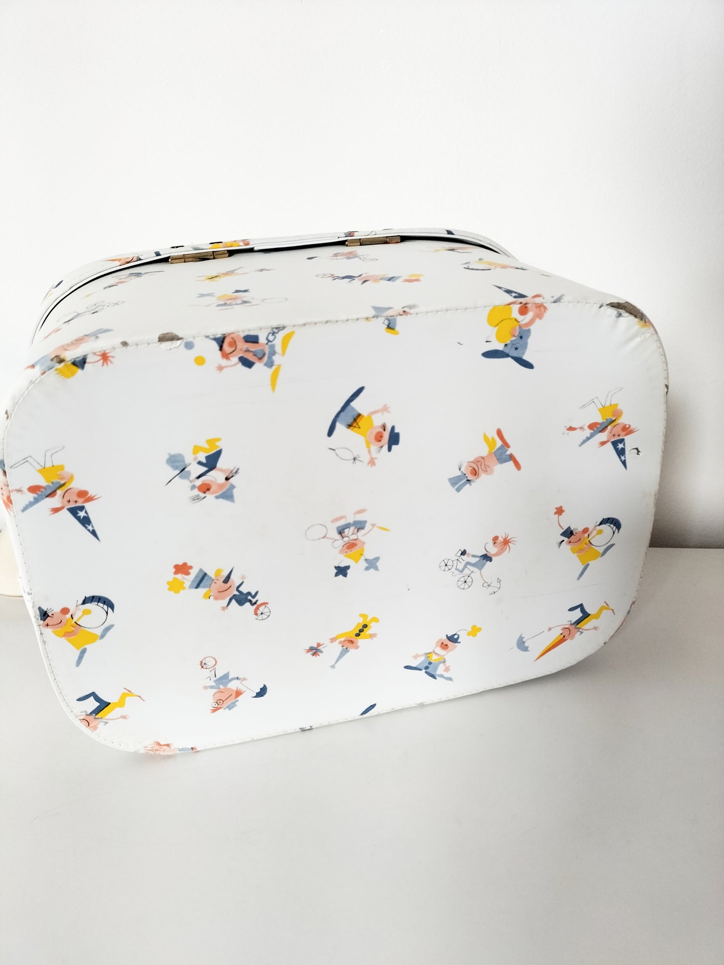 Vanity-case