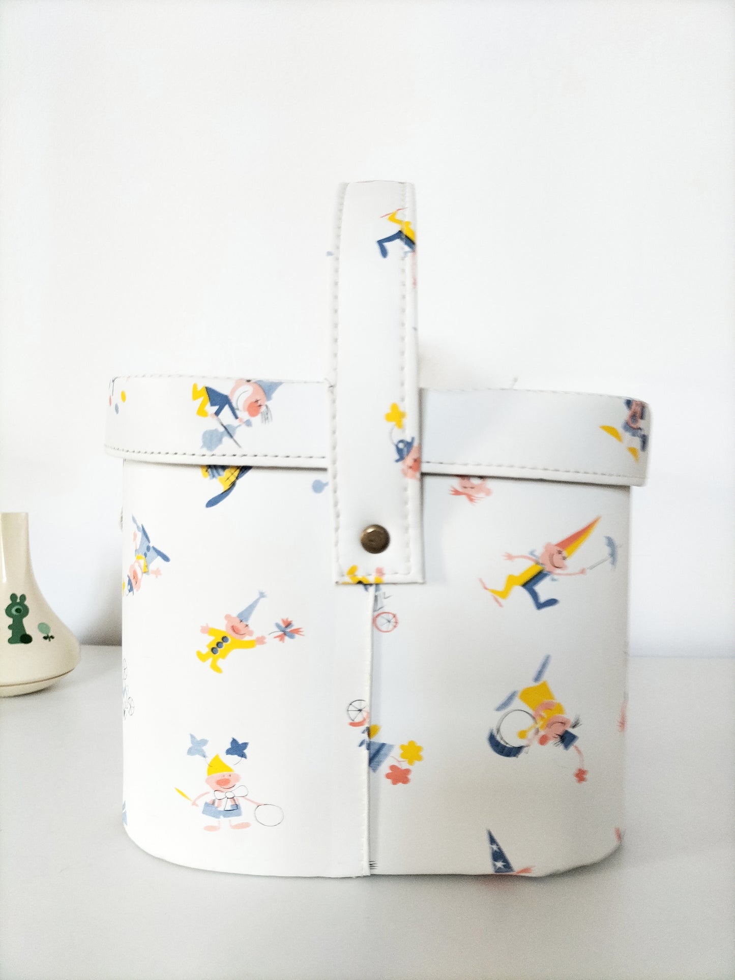 Vanity-case