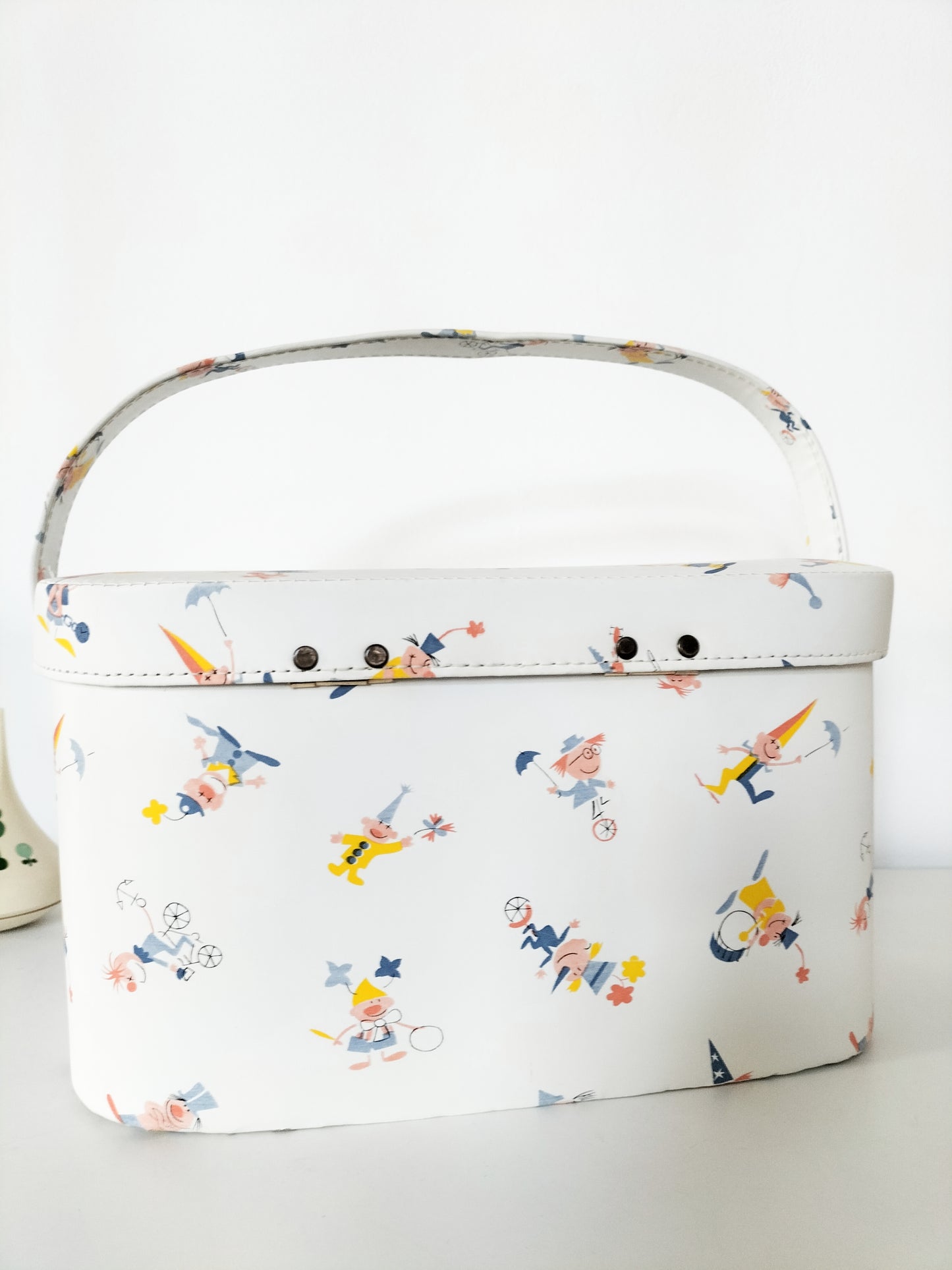 Vanity-case