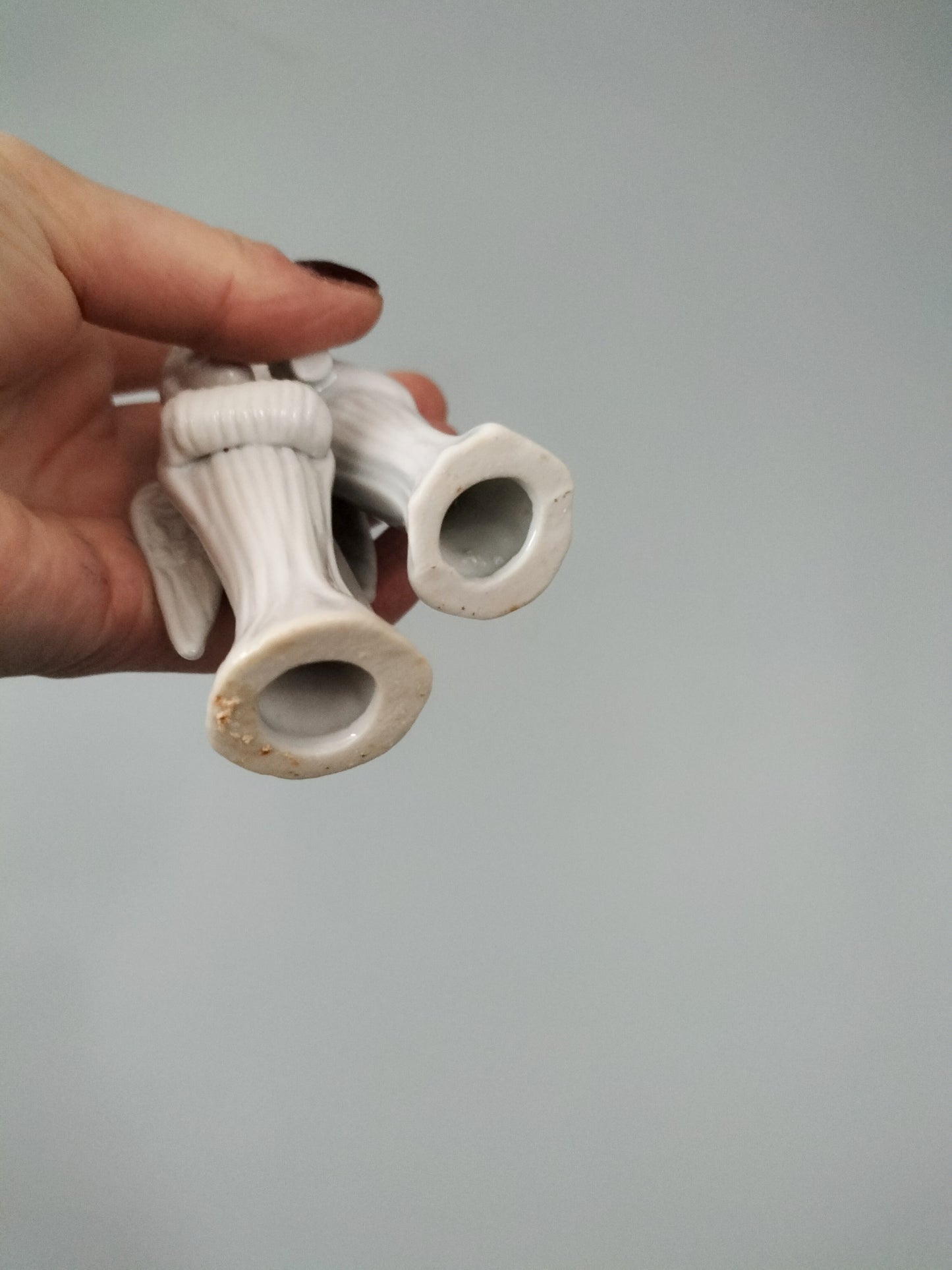 Duo d'anges en porcelaine à suspendre