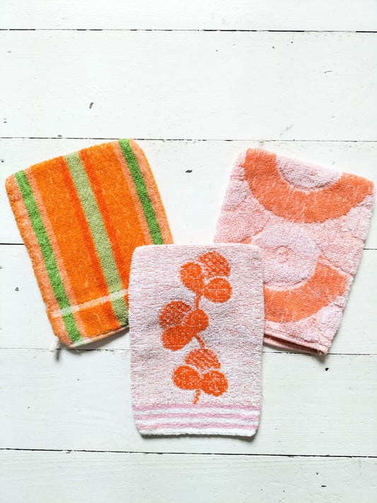 Trio de gants de toilette