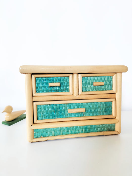 Boite à bijoux en rotin