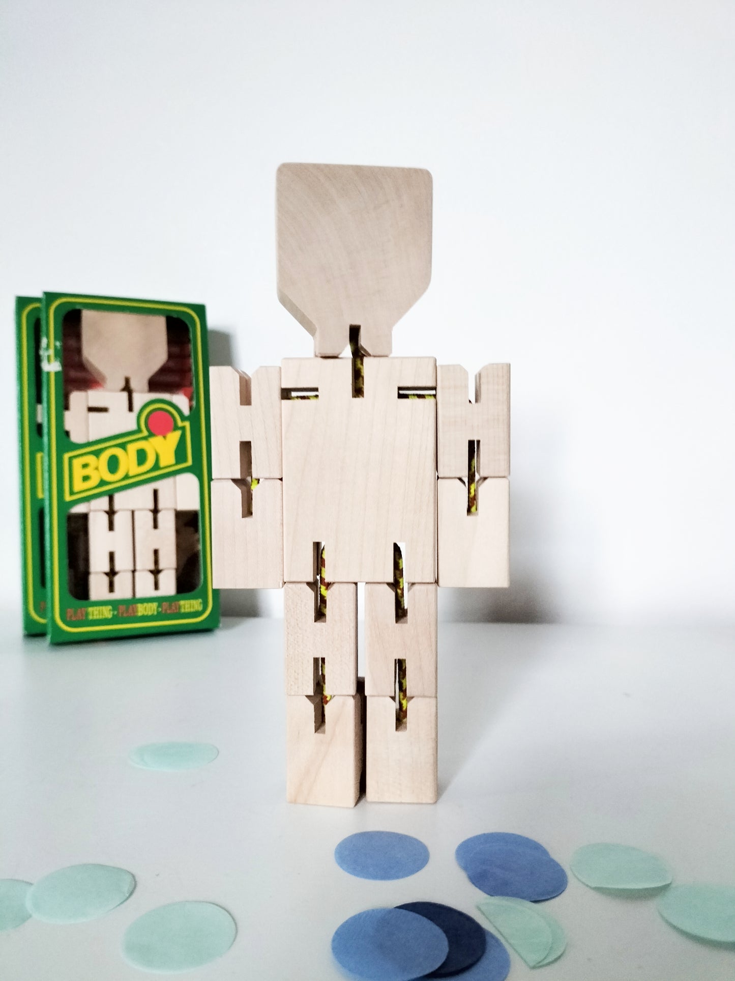 Personnage articulé en bois