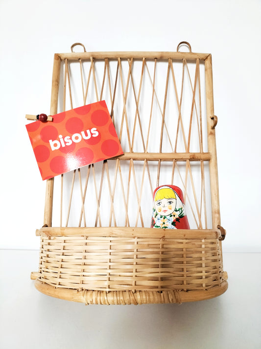 Étagère murale en osier