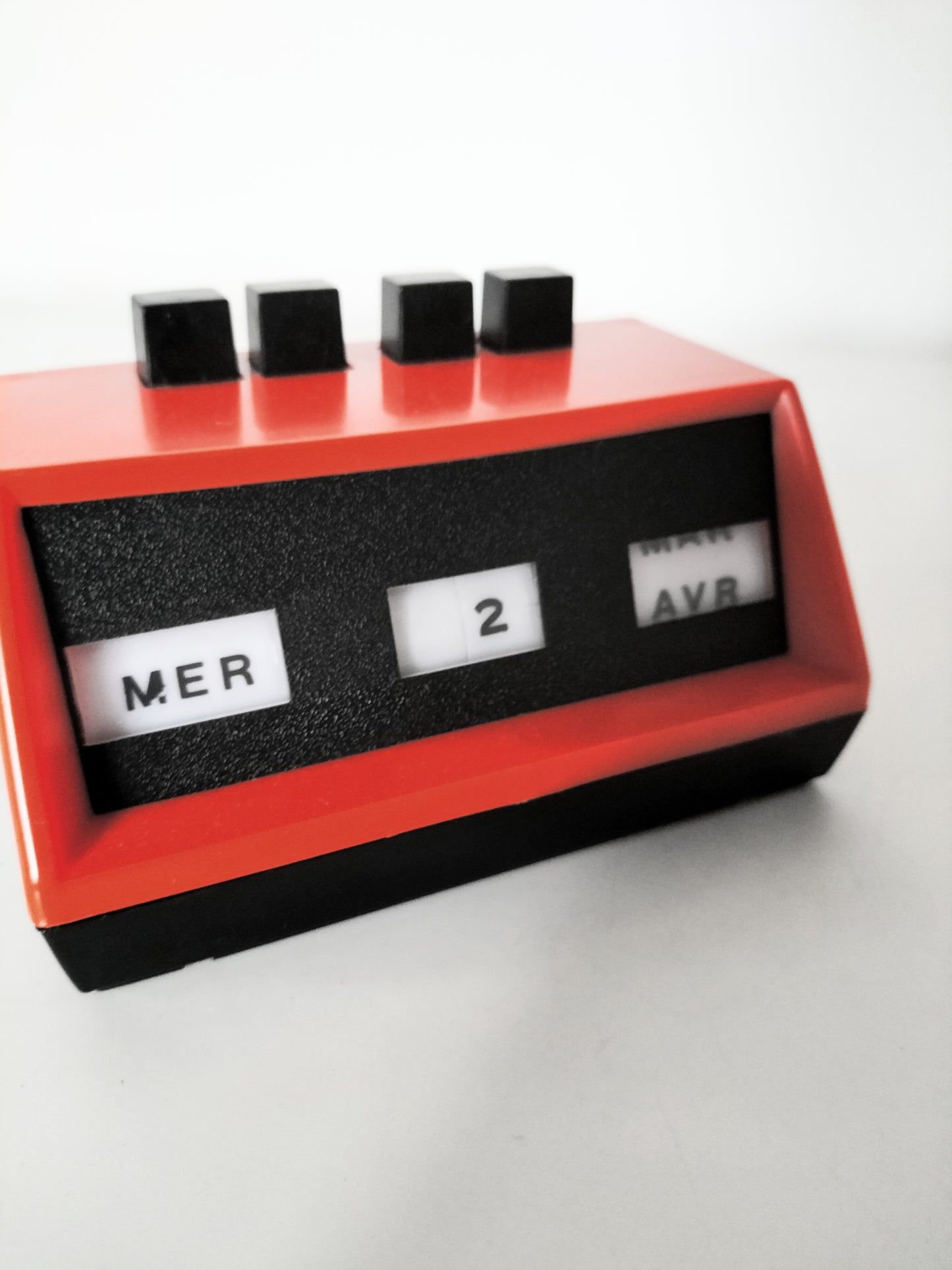 Calendrier perpétuel rouge Eagle
