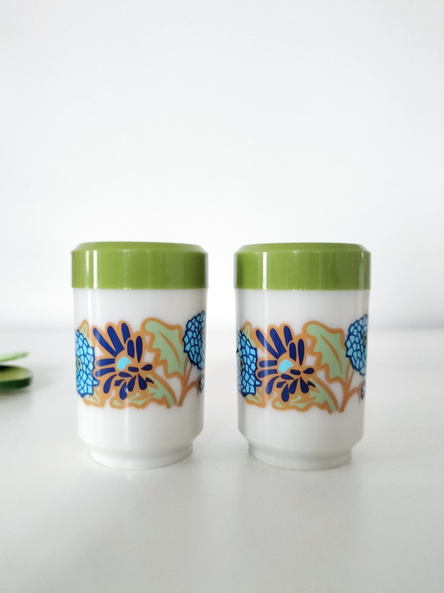 Duo salière et poivrière DBP plastics